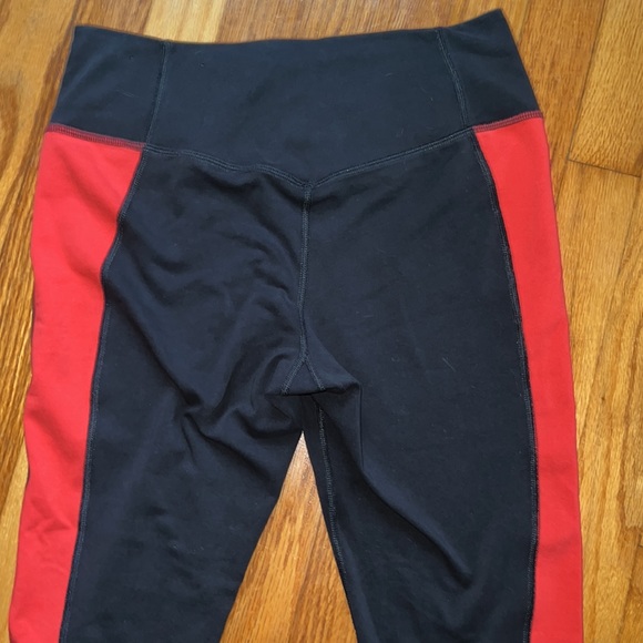 Nike Dri-Fit Capri Leggings - Picture 3 of 7